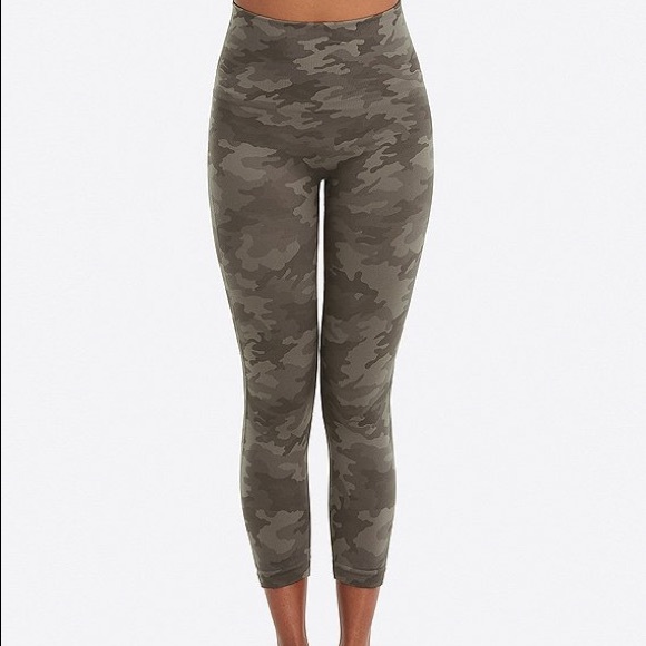 SPANX Pants - Spanx Camo Crop Leggings